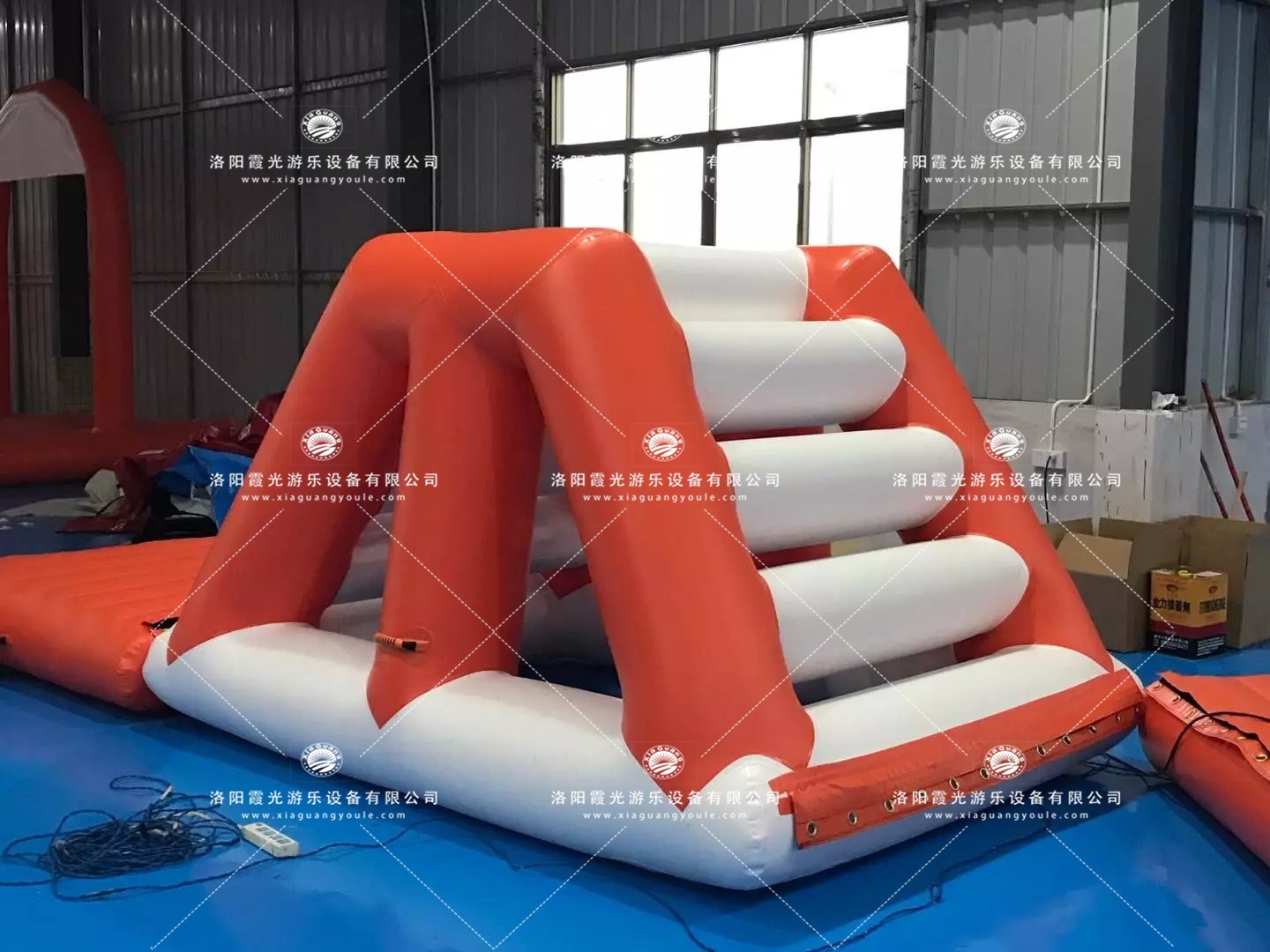 谢家集水上闯关设施